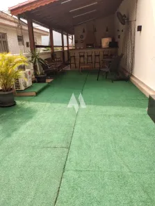 Casa com 3 Quartos à venda, 200m² no Embaré, Santos