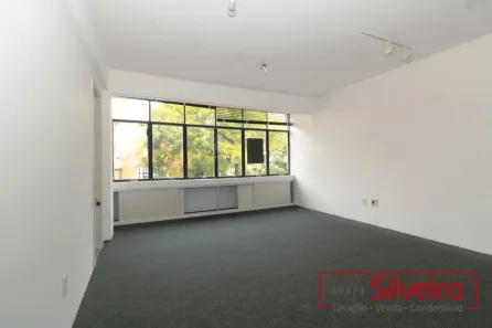 Sala Comercial para alugar, 35m² no Mont Serrat, Porto Alegre