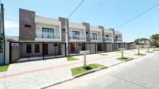 Sobrado com 3 Quartos à venda, 96m² no Guaratuba, Guaratuba