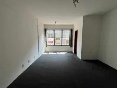 Sala Comercial para alugar, 11m² no Tristeza, Porto Alegre