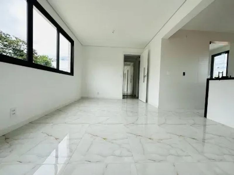 Apartamento com 3 quartos — Santa Rosa, Belo Horizonte