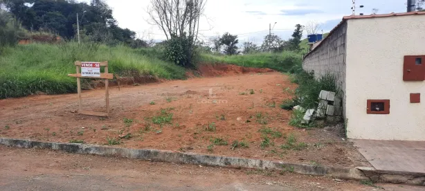 Lote/Terreno à venda, 325m² no Filgueiras, Juiz de Fora