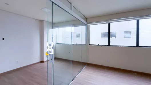 Sala Comercial à venda, 40m² no Auxiliadora, Porto Alegre