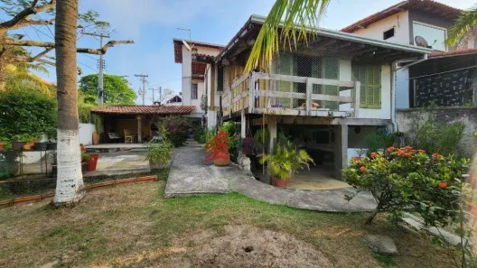 Casa com 3 Quartos à venda, 249m² no Piratininga, Niterói