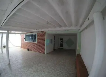 Casa com 3 Quartos à venda, 249m² no Cidade Jardim, Americana