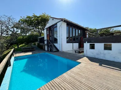 Casa de Condomínio com 4 Quartos à venda, 2386m² no Ferradurinha, Armação dos Búzios