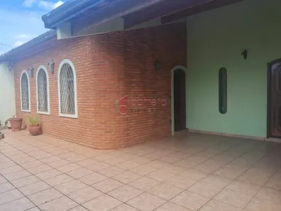 Casa com 3 Quartos para alugar, 191m² no Vila Progresso, Jundiaí