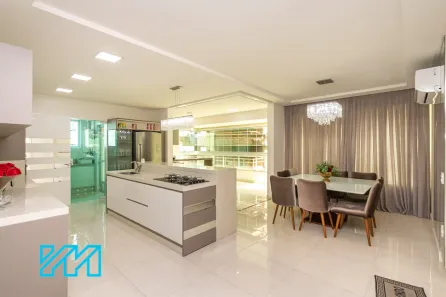 Apartamento com 4 Quartos à venda, 185m² no Meia Praia, Itapema