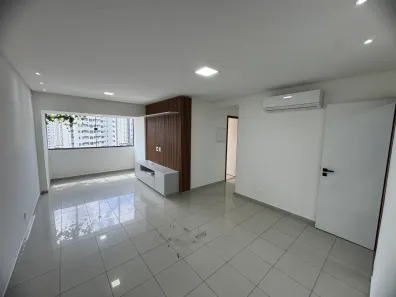 Apartamento com 2 Quartos para alugar, 70m² no Graças, Recife