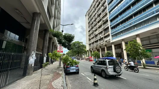 Sala Comercial para alugar, 180m² no Comércio, Salvador