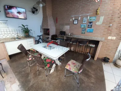 Casa de Condomínio com 3 Quartos à venda, 180m² no Jardim Shangri-Lá, Bauru