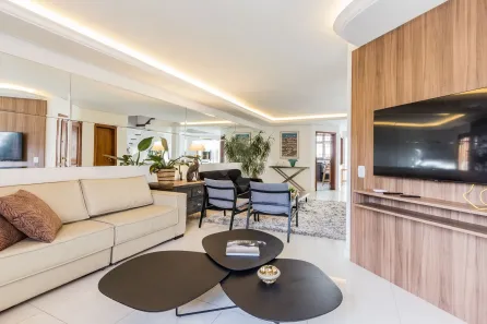 Casa com 3 Quartos à venda, 168m² no Chácara das Pedras, Porto Alegre