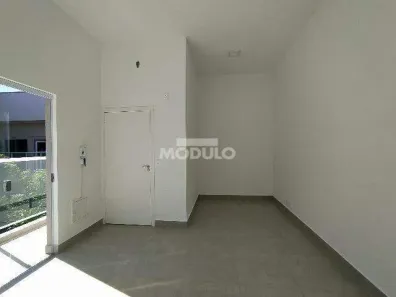 Sala Comercial para alugar, 20m² no Brasil, Uberlândia
