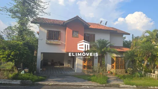 Casa de Condomínio com 4 Quartos para alugar, 380m² no Arujázinho IV, Arujá