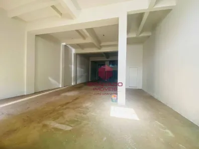 Ponto Comercial para alugar, 250m² no Zona 04, Maringá
