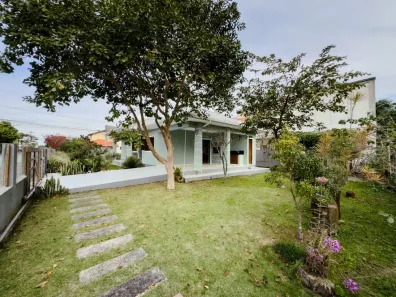 Casa com 3 Quartos à venda, 131m² no Campeche, Florianópolis