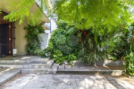 Sobrado com 6 Quartos à venda, 400m² no Butantã, São Paulo