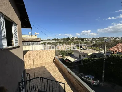 Casa com 5 Quartos à venda, 296m² no Coração Eucarístico, Belo Horizonte