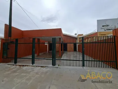 Imóvel Comercial com 3 Quartos para alugar, 140m² no Jardim São Carlos, São Carlos