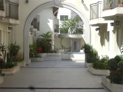 Casa de Condomínio com 2 Quartos à venda, 84m² no Jardim Cristal, São Paulo