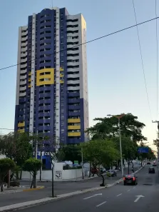 Apartamento com 2 Quartos para alugar, 63m² no Meireles, Fortaleza