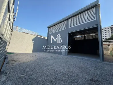 Galpão/Depósito/Armazém à venda, 240m² no Del Castilho, Rio de Janeiro
