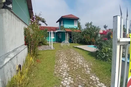Casa com 3 Quartos à venda, 156m² no Barra do Saí, Itapoá