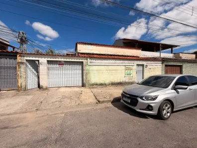 Casa com 2 Quartos para alugar, 50m² no Lagoinha Leblon (Venda Nova), Belo Horizonte