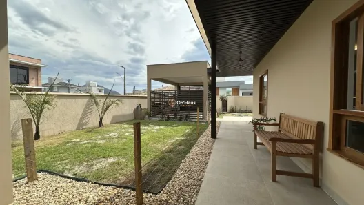 Casa com 2 Quartos à venda, 140m² no Carianos, Florianópolis