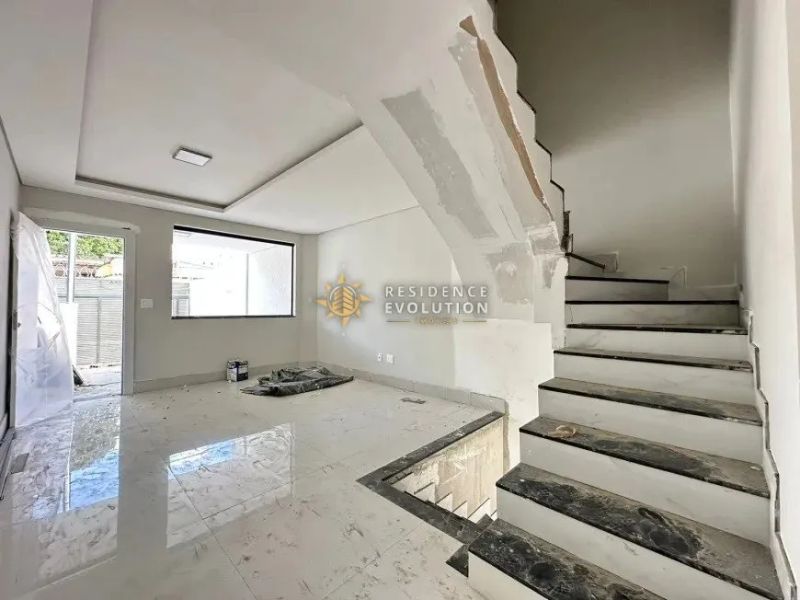 Casa com 3 quartos — Santa Branca, Belo Horizonte