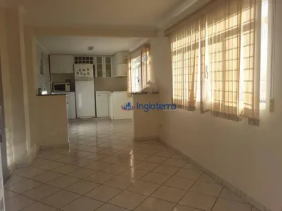 Casa com 3 Quartos para alugar, 130m² no Igapó, Londrina