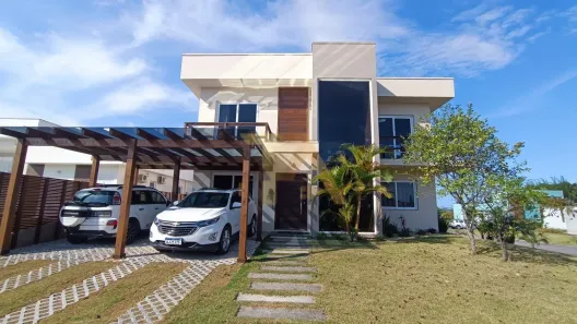 Casa de Condomínio com 5 Quartos à venda, 2760m² no Araçatuba, Imbituba