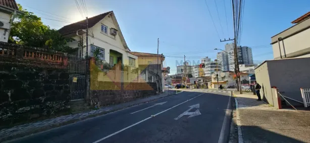 Casa com 3 Quartos à venda, 128m² no Centro, Blumenau