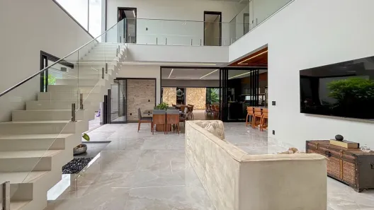 Casa de Condomínio com 5 Quartos à venda, 361m² no Jardim Sul, Uberlândia