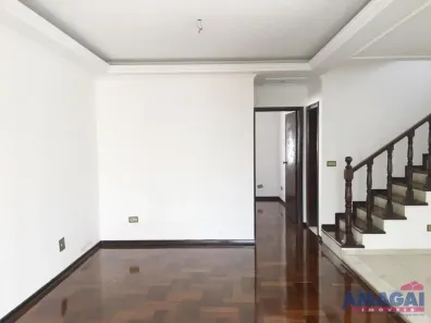 Sobrado com 4 Quartos à venda, 230m² no Jardim São José, Jacareí
