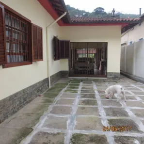 Casa com 2 Quartos à venda, 300m² no Castelanea, Petrópolis