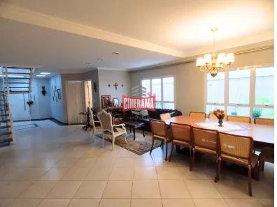 Sobrado com 3 Quartos à venda, 271m² no Santo Antônio, São Caetano do Sul