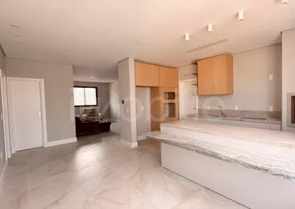 Apartamento com 3 Quartos para alugar, 122m² no Centro, Balneário Camboriú