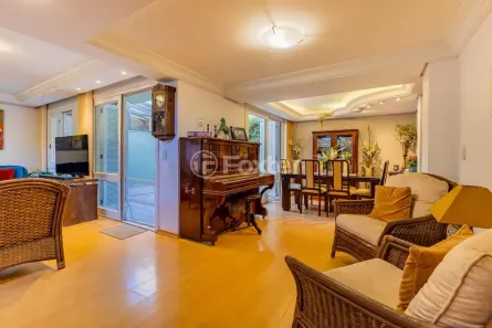 Casa de Condomínio com 4 Quartos à venda, 260m² no Boa Vista, Porto Alegre