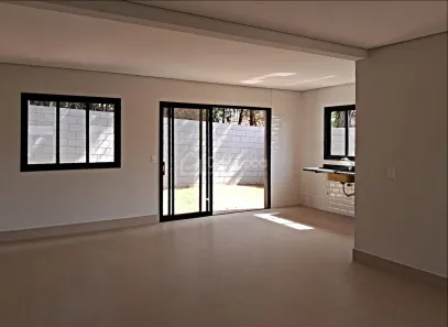 Sobrado com 3 Quartos à venda, 160m² no Nova Veneza, Paulínia