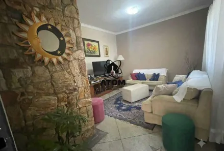 Casa com 4 Quartos à venda, 270m² no Chácara do Visconde, Taubaté