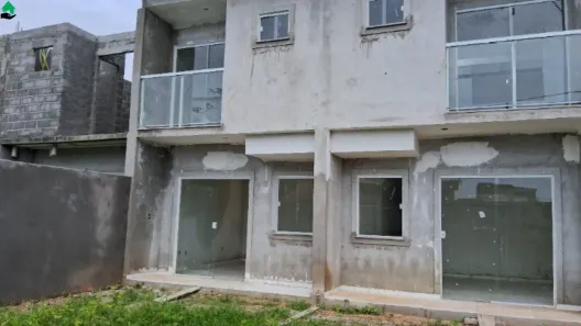 Casa com 3 Quartos à venda, 101m² no São Francisco, Serra