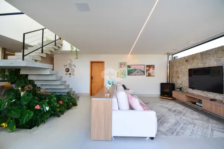 Casa com 4 Quartos à venda, 244m² no Campeche, Florianópolis