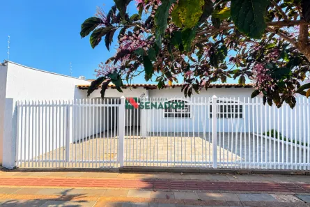 Casa com 3 Quartos à venda, 135m² no Messiânico, Londrina