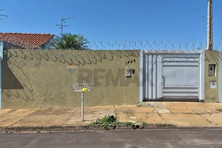 Casa com 3 Quartos à venda, 180m² no Jardim das Estações (Vila Xavier), Araraquara