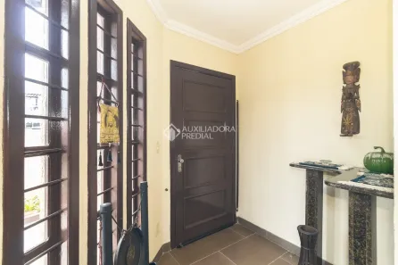 Casa com 4 Quartos para alugar, 285m² no Espírito Santo, Porto Alegre
