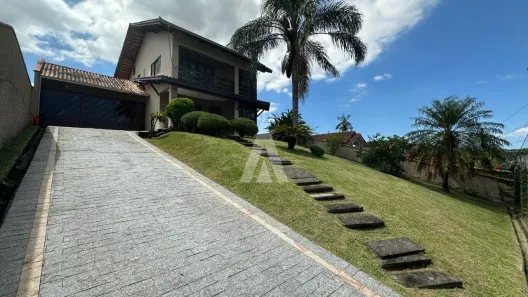 Casa com 4 Quartos à venda, 228m² no São Marcos, Joinville
