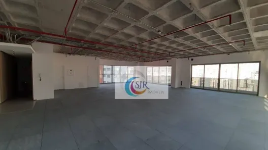 Sala Comercial para alugar, 561m² no Liberdade, São Paulo