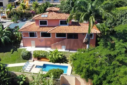 Casa com 4 Quartos à venda, 180m² no João Fernandes, Armação dos Búzios