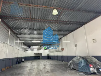 Galpão/Depósito/Armazém para alugar, 400m² no Jardim Iracema/Aldeia, Barueri